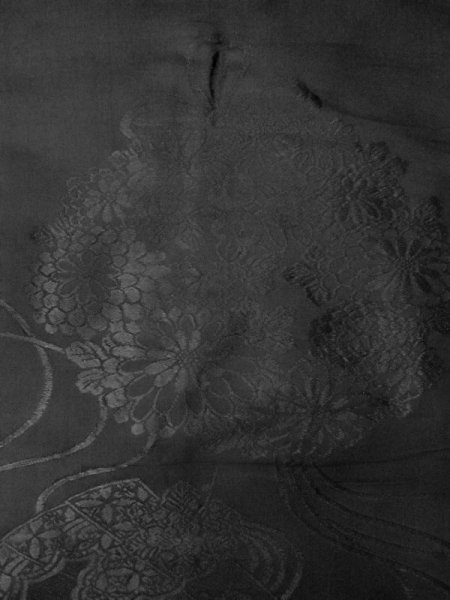 画像3: M0525U 名古屋帯 女性用着物 シルク(正絹)   黒 葉 【中古】 【USED】 【リサイクル】 ★★☆☆☆ (3)