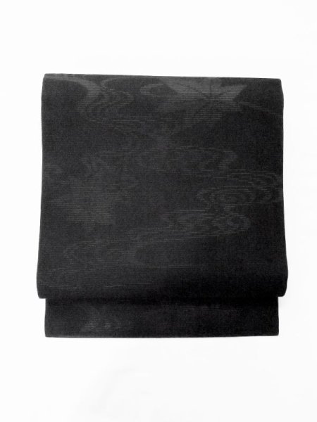 画像2: M0525Z 名古屋帯 女性用着物 シルク(正絹)   黒 もみじ 【中古】 【USED】 【リサイクル】 ★★★★☆ (2)