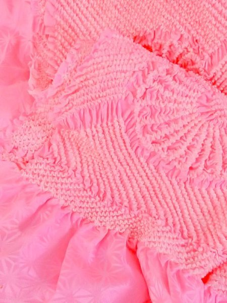 画像3: M0610XI 帯揚げ 女性用着物 シルク（正絹）  鮮やか 桃色 菊 【中古】 【USED】 【リサイクル】 ★★★★☆ (3)