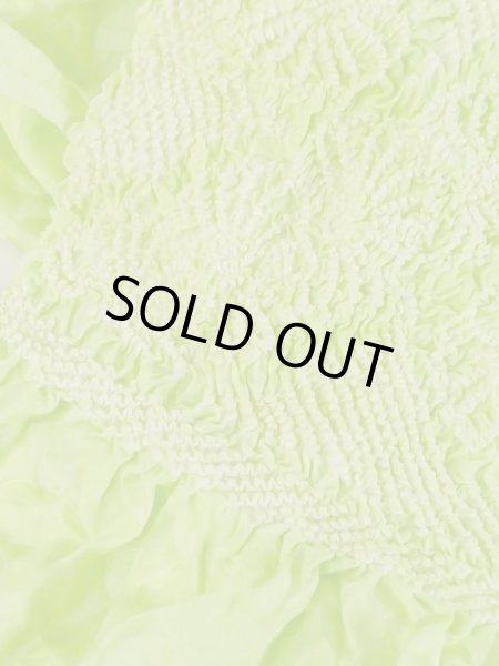 画像3: M0610XS 帯揚げ 女性用着物 シルク（正絹）   黄緑色 菊 【中古】 【USED】 【リサイクル】 ★★★★☆ (3)