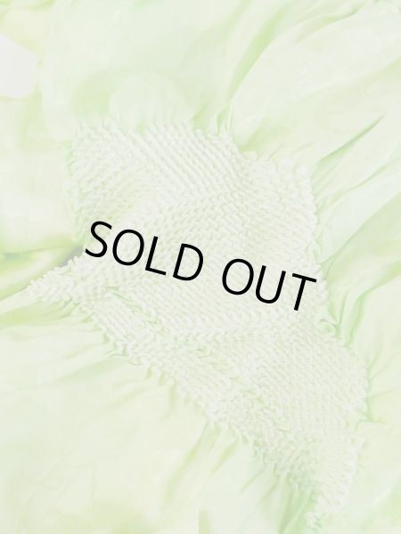 画像3: M0610XV 帯揚げ 女性用着物 シルク（正絹）   黄緑色 雲 【中古】 【USED】 【リサイクル】 ★★★★☆ (3)