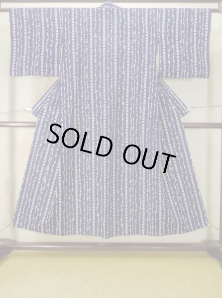 画像1: M0613L Mint  浴衣（日本製） 女性用着物  綿   藍, 花 【中古】 【USED】 【リサイクル】 ★★★★☆ (1)