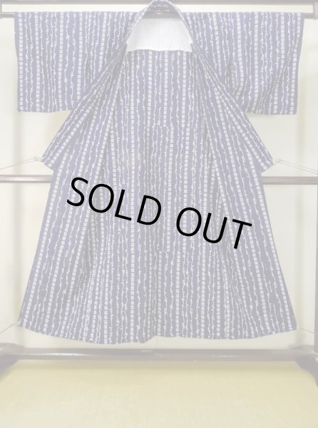 画像2: M0613L Mint  浴衣（日本製） 女性用着物  綿   藍, 花 【中古】 【USED】 【リサイクル】 ★★★★☆ (2)