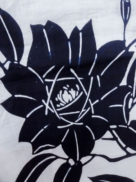 画像5: M0613M  浴衣（日本製） 女性用着物  綿麻   オフ　ホワイト, 花 【中古】 【USED】 【リサイクル】 ★☆☆☆☆ (5)