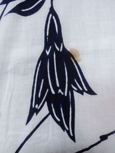 画像6: M0613M  浴衣（日本製） 女性用着物  綿麻   オフ　ホワイト, 花 【中古】 【USED】 【リサイクル】 ★☆☆☆☆ (6)