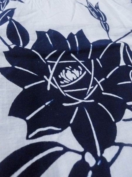 画像8: M0613M  浴衣（日本製） 女性用着物  綿麻   オフ　ホワイト, 花 【中古】 【USED】 【リサイクル】 ★☆☆☆☆ (8)