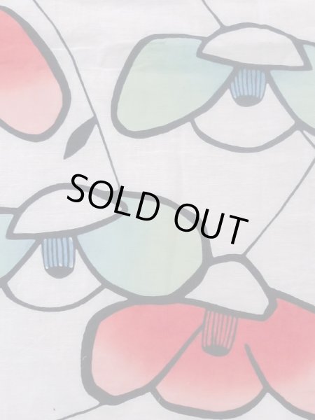 画像6: M0613Q  浴衣（日本製） 女性用着物  綿   白, 椿 【中古】 【USED】 【リサイクル】 ★★☆☆☆ (6)