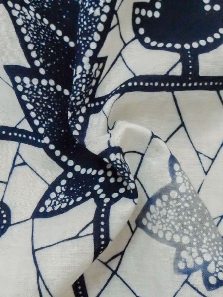 画像12: M0613Z  浴衣(日本製) 女性用着物  綿麻   白, 花 【中古】 【USED】 【リサイクル】 ★★☆☆☆ (12)