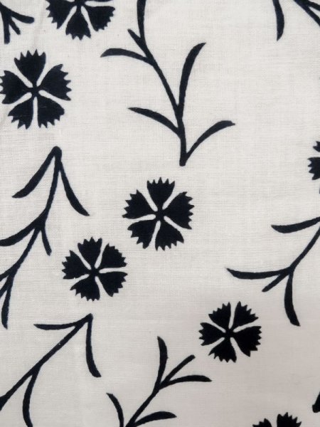 画像7: M0620A  浴衣（日本製） 女性用着物  綿   オフ　ホワイト, 花 【中古】 【USED】 【リサイクル】 ★★☆☆☆ (7)
