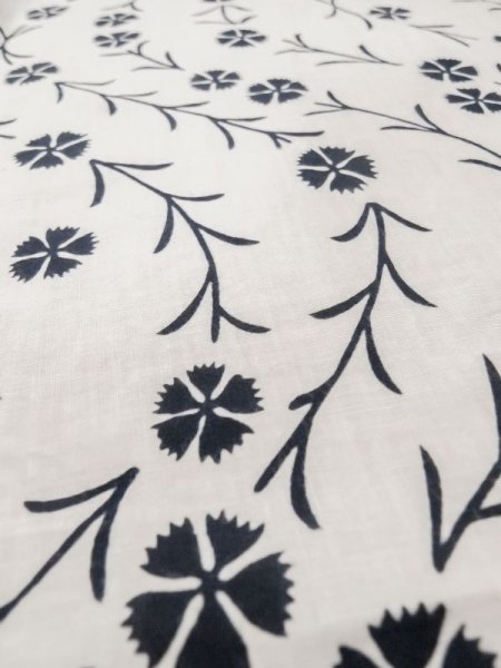 画像10: M0620A  浴衣（日本製） 女性用着物  綿   オフ　ホワイト, 花 【中古】 【USED】 【リサイクル】 ★★☆☆☆ (10)