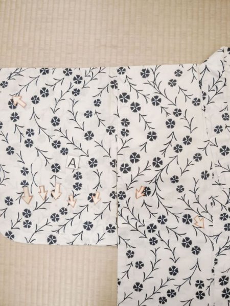 画像16: M0620A  浴衣（日本製） 女性用着物  綿   オフ　ホワイト, 花 【中古】 【USED】 【リサイクル】 ★★☆☆☆ (16)