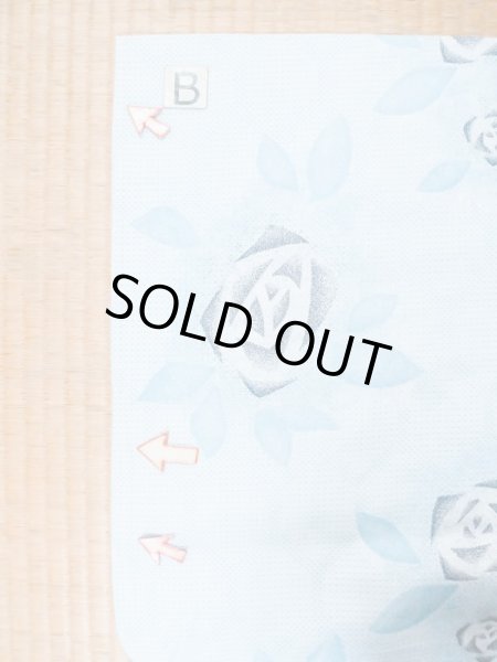 画像15: M0620E  浴衣（日本製） 女性用着物  綿  灰色がかった 紺, バラ 【中古】 【USED】 【リサイクル】 ★★☆☆☆ (15)