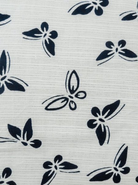 画像5: M0620I  浴衣(日本製) 女性用着物  綿麻   白, 蝶々 【中古】 【USED】 【リサイクル】 ★★☆☆☆ (5)