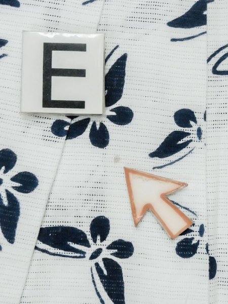 画像17: M0620I  浴衣(日本製) 女性用着物  綿麻   白, 蝶々 【中古】 【USED】 【リサイクル】 ★★☆☆☆ (17)