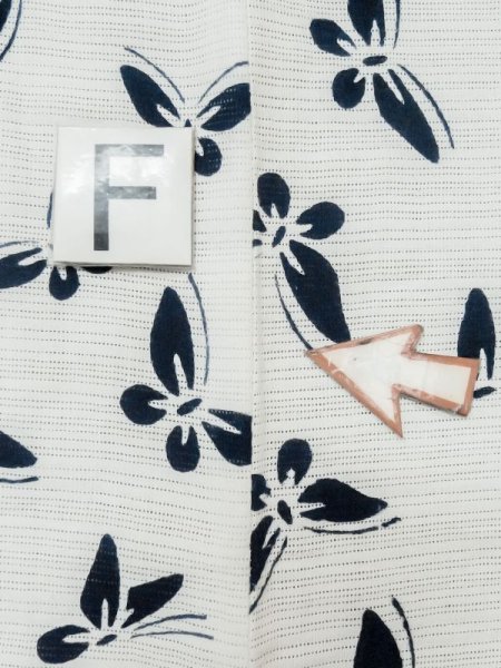 画像20: M0620I  浴衣(日本製) 女性用着物  綿麻   白, 蝶々 【中古】 【USED】 【リサイクル】 ★★☆☆☆ (20)