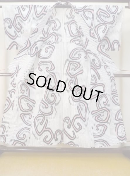 画像2: M0620L  浴衣（日本製） 女性用着物  綿麻   黒, 縞 【中古】 【USED】 【リサイクル】 ★★☆☆☆ (2)