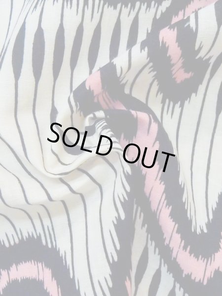 画像6: M0620L  浴衣（日本製） 女性用着物  綿麻   黒, 縞 【中古】 【USED】 【リサイクル】 ★★☆☆☆ (6)