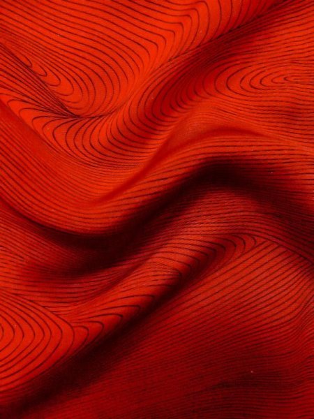 画像11: M0627A  羽織 女性用着物 裏地:化繊混合、つぎはぎあり シルク(正絹)   赤色, ぼかし 【中古】 【USED】 【リサイクル】 ★★★☆☆ (11)