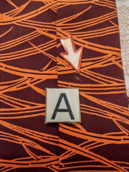 画像14: M0627B  羽織 女性用着物  シルク(正絹)   茶色, 草 【中古】 【USED】 【リサイクル】 ★★★★☆ (14)