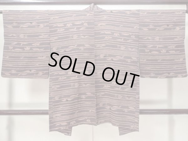 画像2: M0627G  羽織 女性用着物  シルク（正絹）   茶色, 花 【中古】 【USED】 【リサイクル】 ★★★☆☆ (2)