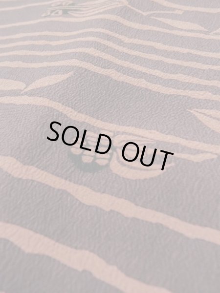 画像8: M0627G  羽織 女性用着物  シルク（正絹）   茶色, 花 【中古】 【USED】 【リサイクル】 ★★★☆☆ (8)