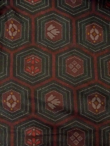 画像3: M0627O  羽織 女性用着物 韓国紬 シルク(正絹)  深い 黒, 花 【中古】 【USED】 【リサイクル】 ★★☆☆☆ (3)