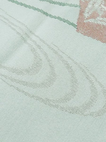 画像9: M0627P  羽織 女性用着物  シルク（正絹） 淡い 薄い 緑色, 梅 【中古】 【USED】 【リサイクル】 ★★☆☆☆ (9)