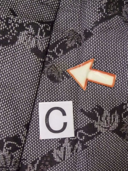 画像16: M0704T  単衣 女性用着物  シルク(正絹)   灰色, 葉 【中古】 【USED】 【リサイクル】 ★☆☆☆☆ (16)