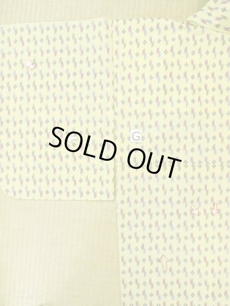 画像21: M0705C  単衣 女性用着物  化繊   黄色, 花 【中古】 【USED】 【リサイクル】 ★★☆☆☆ (21)