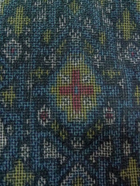 画像5: M0713A  塩沢紬 女性用着物  シルク(正絹)   マルチカラー, 十字 【中古】 【USED】 【リサイクル】 ★★★☆☆ (5)