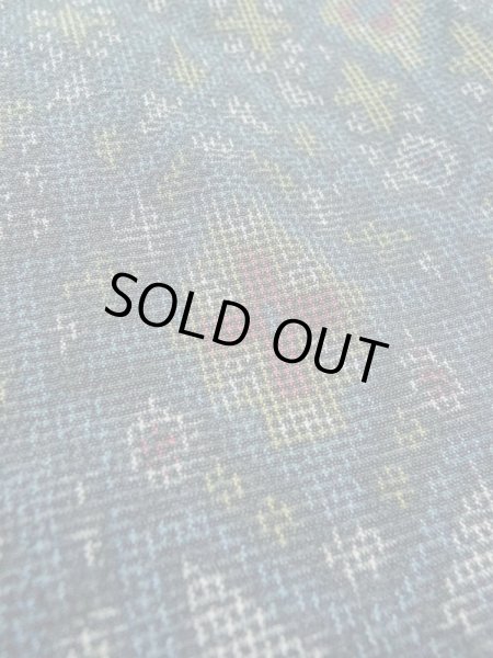 画像9: M0713A  塩沢紬 女性用着物  シルク（正絹）   マルチカラー, 十字 【中古】 【USED】 【リサイクル】 ★★★☆☆ (9)