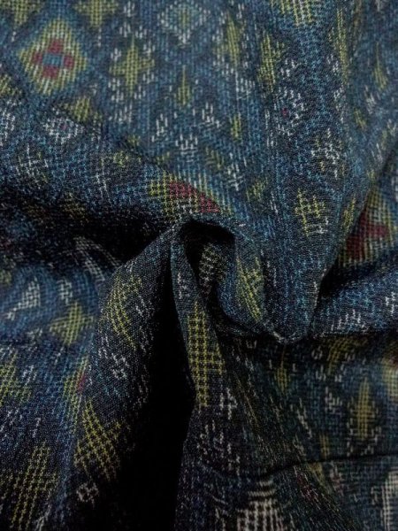 画像11: M0713A  塩沢紬 女性用着物  シルク(正絹)   マルチカラー, 十字 【中古】 【USED】 【リサイクル】 ★★★☆☆ (11)