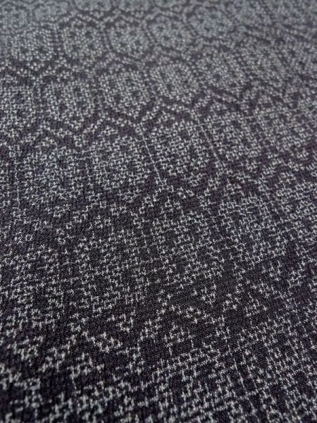 画像7: M0713B  単衣 女性用着物  シルク(正絹) 深い 紫み 灰色, 亀甲 【中古】 【USED】 【リサイクル】 ★★★★☆ (7)