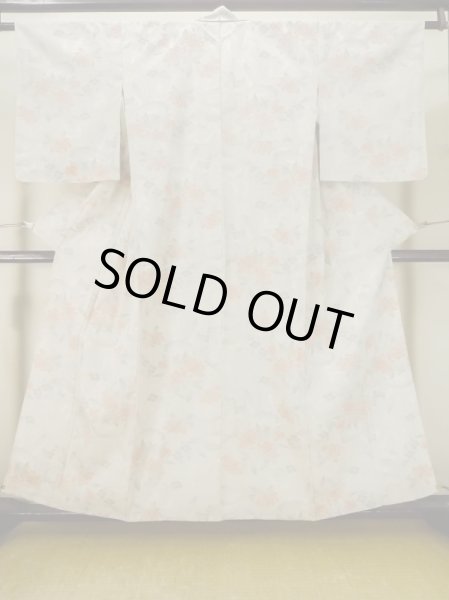 画像1: M0713C  単衣 女性用着物  シルク（正絹）  薄い 灰色, 花 【中古】 【USED】 【リサイクル】 ★★★☆☆ (1)