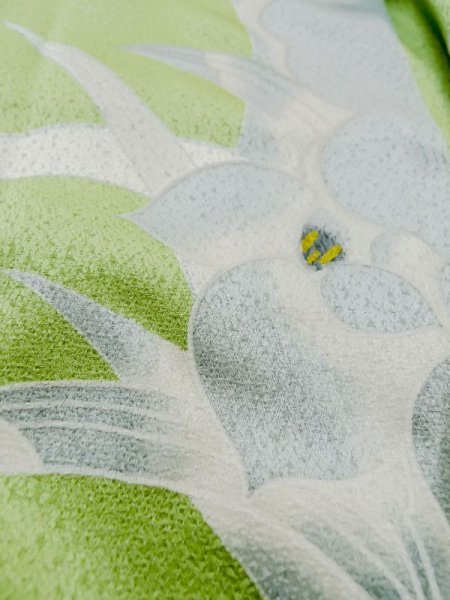 画像10: M0720D Mint  小紋 女性用着物  シルク(正絹)  光沢のある 黄緑色, 花 【中古】 【USED】 【リサイクル】 ★★★★☆ (10)