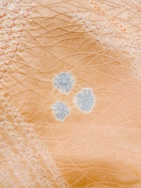 画像6: M0720J Mint  小紋 女性用着物 琴、三味線柄 シルク(正絹) 淡い 薄い 珊瑚色, 抽象的模様 【中古】 【USED】 【リサイクル】 ★★★★☆ (6)