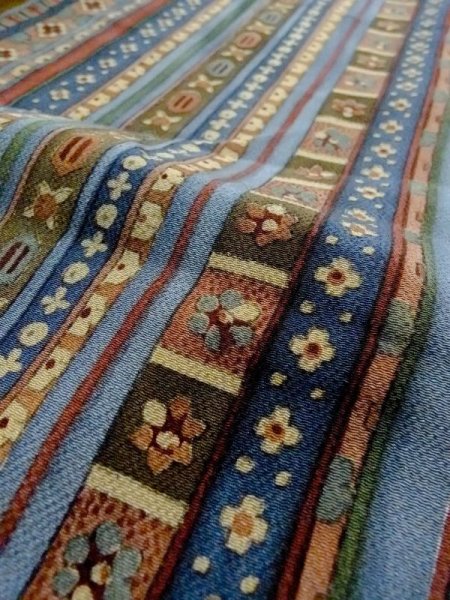 画像9: M0720K Mint  小紋 女性用着物  シルク(正絹)  淡い マルチカラー, 花 【中古】 【USED】 【リサイクル】 ★★★★☆ (9)