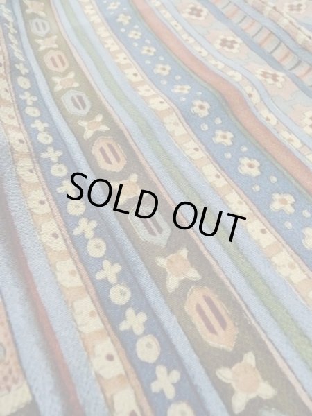 画像10: M0720K Mint  小紋 女性用着物  シルク（正絹）  淡い マルチカラー, 花 【中古】 【USED】 【リサイクル】 ★★★★☆ (10)