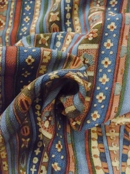 画像11: M0720K Mint  小紋 女性用着物  シルク(正絹)  淡い マルチカラー, 花 【中古】 【USED】 【リサイクル】 ★★★★☆ (11)