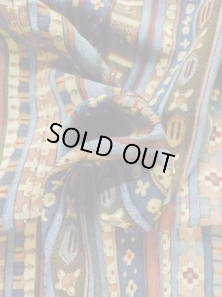 画像12: M0720K Mint  小紋 女性用着物  シルク（正絹）  淡い マルチカラー, 花 【中古】 【USED】 【リサイクル】 ★★★★☆ (12)