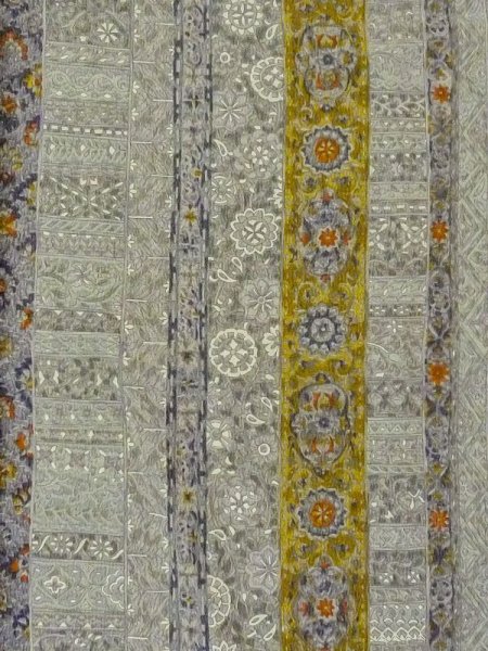 画像4: M0720Q  小紋 女性用着物  シルク(正絹)   灰色, 花 【中古】 【USED】 【リサイクル】 ★★★☆☆ (4)