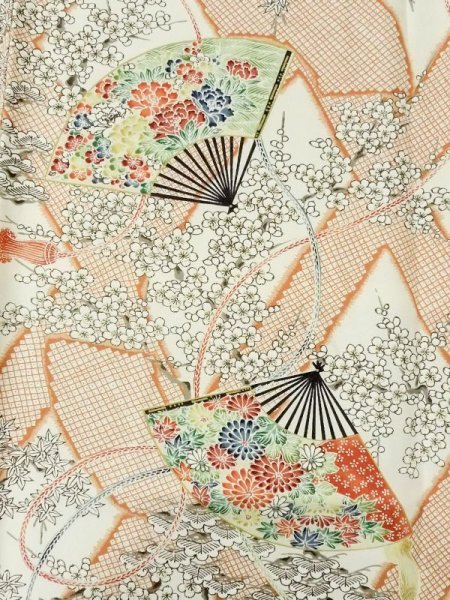 画像3: M0720V Mint  小紋 女性用着物  シルク(正絹)  薄い 橙色, ぼたん 【中古】 【USED】 【リサイクル】 ★★★★☆ (3)