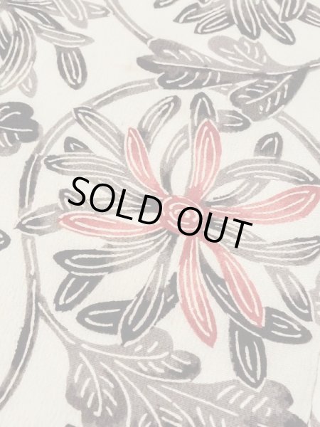 画像7: M0720W  小紋 女性用着物  シルク(正絹)   アイボリー, 菊 【中古】 【USED】 【リサイクル】 ★★☆☆☆ (7)