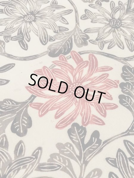 画像8: M0720W  小紋 女性用着物  シルク(正絹)   アイボリー, 菊 【中古】 【USED】 【リサイクル】 ★★☆☆☆ (8)