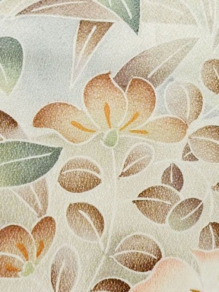 画像6: M0720X  小紋 女性用着物  シルク(正絹)   ベージュ, 花 【中古】 【USED】 【リサイクル】 ★★★★☆ (6)