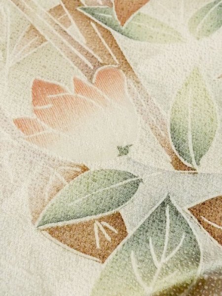 画像9: M0720X  小紋 女性用着物  シルク(正絹)   ベージュ, 花 【中古】 【USED】 【リサイクル】 ★★★★☆ (9)