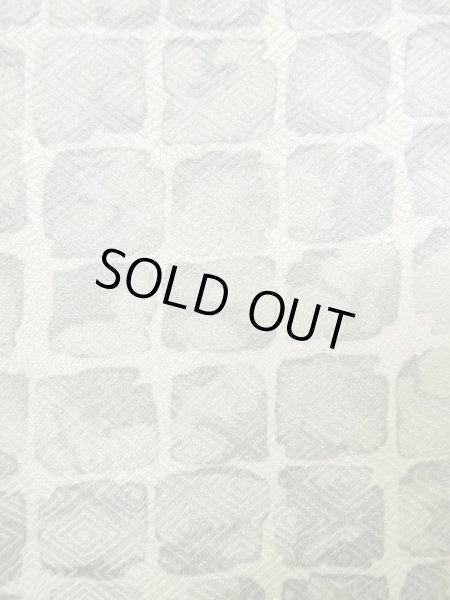 画像5: M0728C Mint  小紋 女性用着物  シルク（正絹）   灰色, 四角 【中古】 【USED】 【リサイクル】 ★★★★☆ (5)