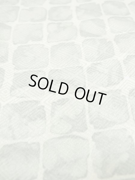 画像7: M0728C Mint  小紋 女性用着物  シルク（正絹）   灰色, 四角 【中古】 【USED】 【リサイクル】 ★★★★☆ (7)