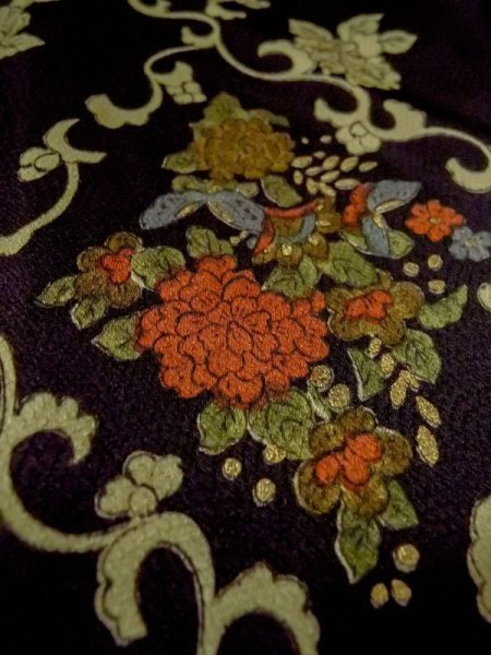 画像8: M0728F  小紋 女性用着物  シルク(正絹)   黒, 花 【中古】 【USED】 【リサイクル】 ★★★☆☆ (8)