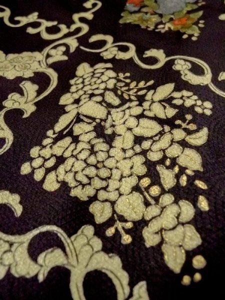 画像9: M0728F  小紋 女性用着物  シルク(正絹)   黒, 花 【中古】 【USED】 【リサイクル】 ★★★☆☆ (9)